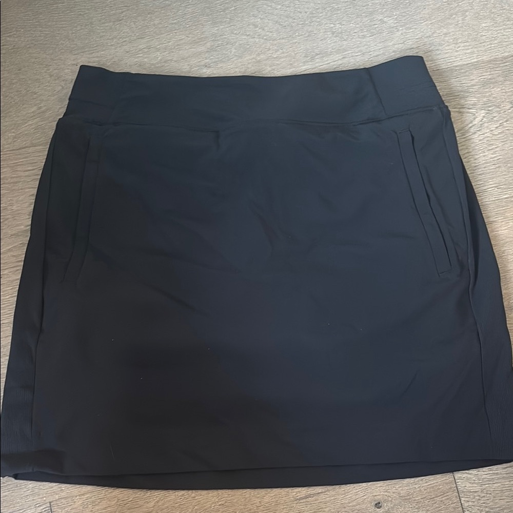 Athleta Women’s Small Skirt